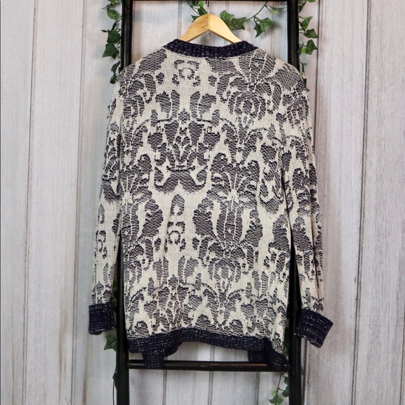 Cotton Emporium Made in U.S.A. Cardigan sweater - Picture 2 of 3